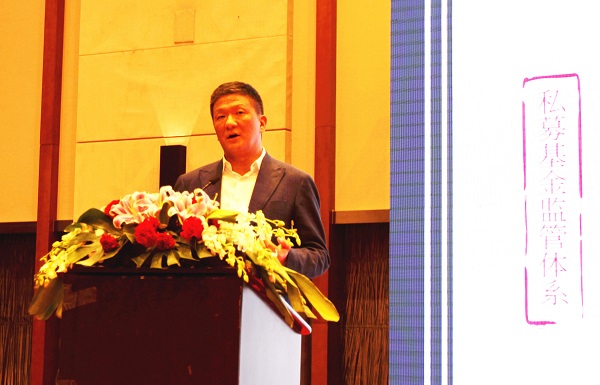 擼起袖子加油干 砥礪前行譜新篇 擼起袖子加油干 砥礪前行譜新篇